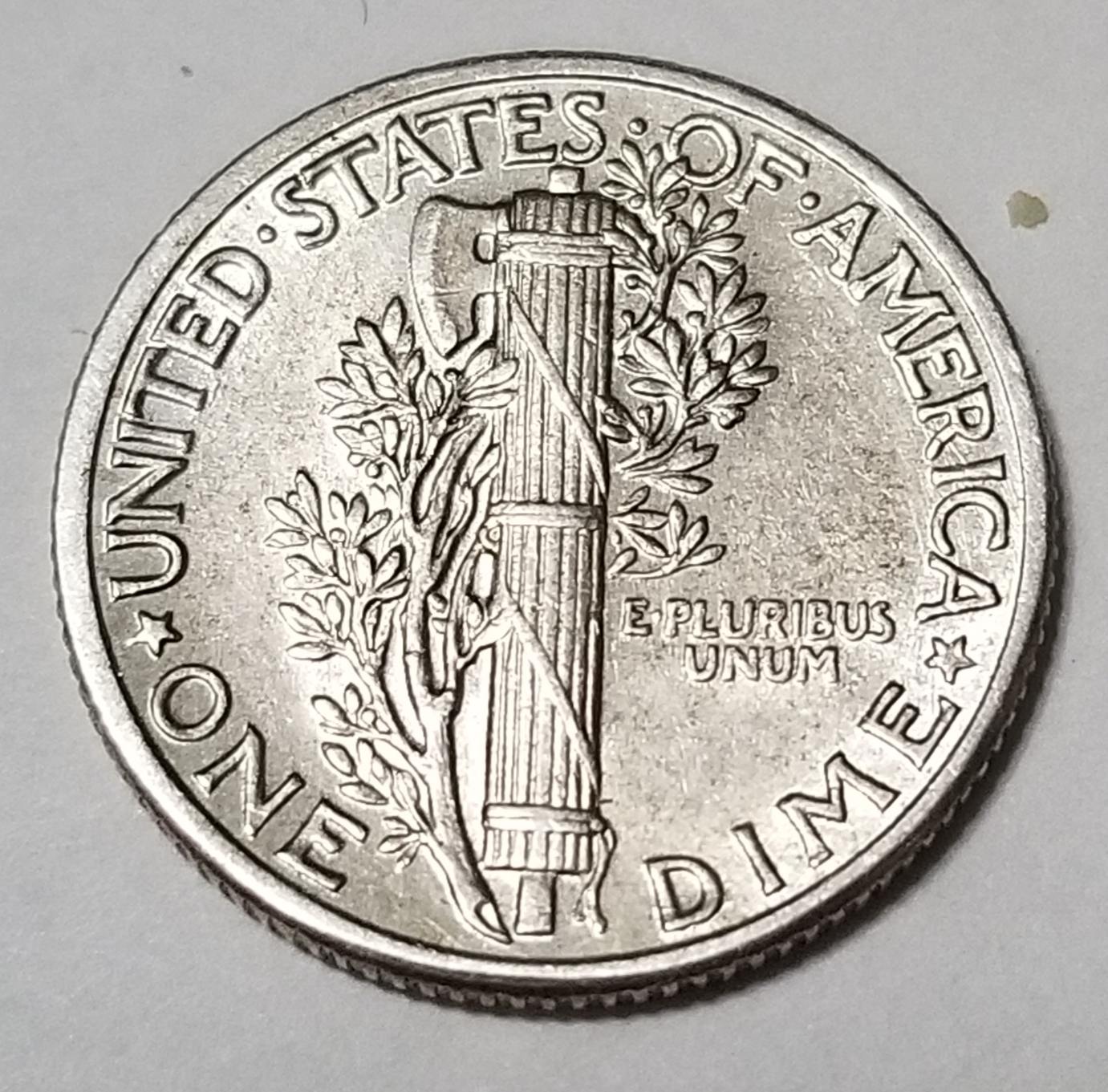 Is-This-Considered-Full-Bands-On-A-Mercury-Dime?
